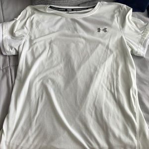 underarmour t-shirt